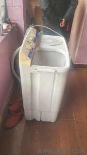 Semi Autonatic Washing machine in Good working condition  6.2 kg