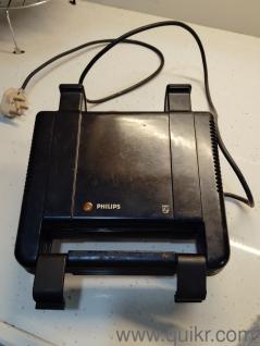 Sandwich maker Philips make. 