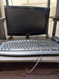Urgent Sale- Negotiable - Samsung Monitor and keyboard 