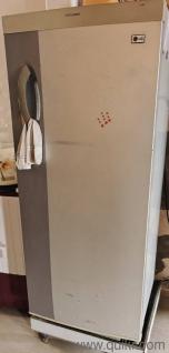 frize is in well working condition 