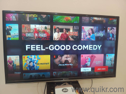 Moving out sale. 32 inch led tv for sale.