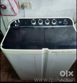 Semi automatic Videocon Washing machine in working condition available for sale Pune
