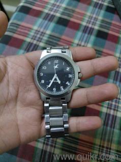 Fastrack Quartz Analog Black Dial Stainless Steel Strap Watch for Guys