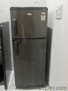 new lena h es liye bech rahe h 