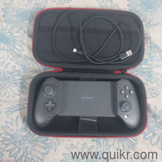 Console (g8 plus) + Carry bag 