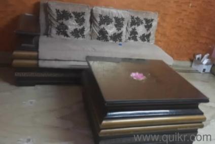 Urgent Sale  5-Seater Sofa Set with Center Table (Rohini, Delhi)