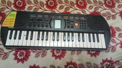 Casio Keyboard SA-77 with Bag (Good Condition)