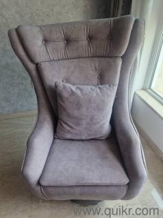 Comfortable rotating 360 recliner chair for home or office