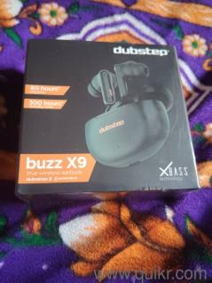 Dubstep buzz X9 Earbuds with Playtime of 60 hours 