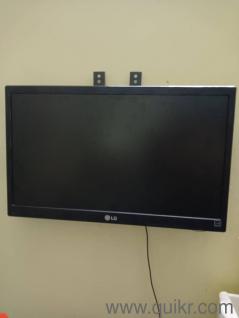 21 inch with vga hdmi and audio port