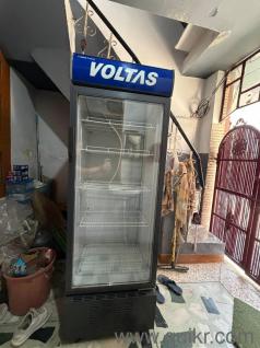 450L VOLTAS GLASSDOOR FRIDGE