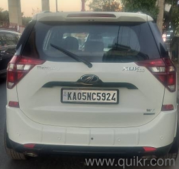 Mahindra XUV500 - 2021