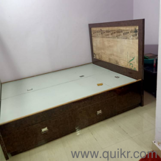 semi furnished bed (New)