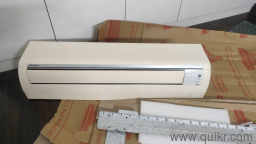 Daikin 1.5 ton split AC
