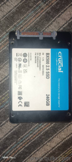 INTEL I3 6TH GENERATION  RAM 8GB DDR 4  SSD 240 GB 9 GBPS SPEED 