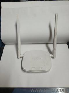  Tenda N300 WiFi Router  Super Mint Condition 