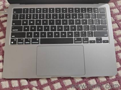 apple macbook air M2