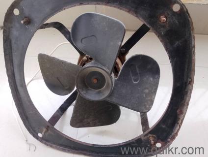 Exhaust Fan in good condition.