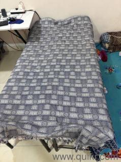 Metal bed + gadda sell karna hai 