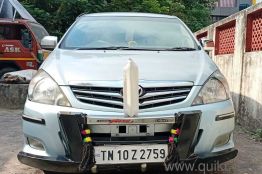 Used Toyota Innova 2010 Model Images