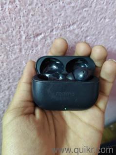 1 ear buds is forget, 9 month's used new condition best deal