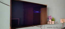 LG 32-inch Non-Smart LED TV | Good Condition | 7 Years Old