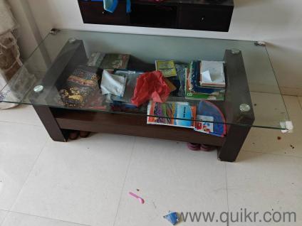 center table with tuffle glass