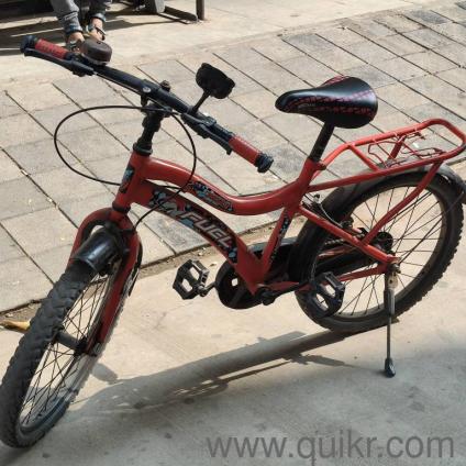 I WANT TO SELL KIDS BICYCLE GOOD CONDITION 