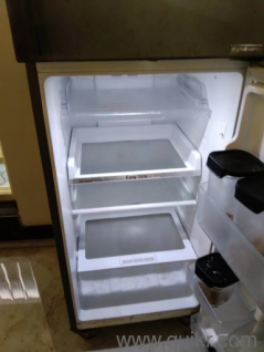 Samsung fridge 253 Litre