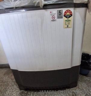 3 years old semi auto washing machine with 5 star and 5 yrs warranty and rat free