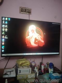 One Plus 4K LED TV 43 inches used 2 years 15k price
