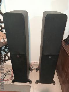 Q ACOUSTICS 3050i + ISOACOUSTICS GAIA III