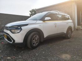 Used Kia Carens 2024 Model Images