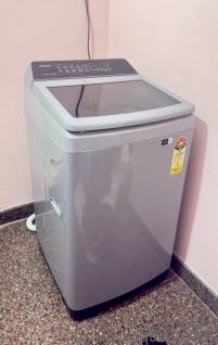 Call me -86907-10625,All Household item to sale in Good Condition.