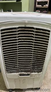 Condition like new i am student i am not use this very