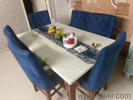 Dinning table with 6 chairs