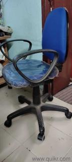 24inchs tv with computer table and rolling chair 3 products just Rs.20000 sales 