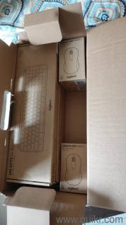 Logitech mx keys keyboard full size. brand new.