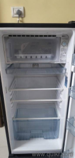 Samsung refrigerator 192 litres. in good condition.