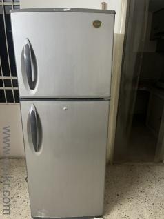 LG Fridge Frost Free 342L/Whirlpool Top Load Washing Machine - Whitemagic Royal 6Kg Several Acs and 