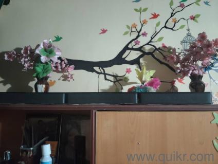 Model Sony HTRT40 and it's in good condition with soundbar and 2 column bar 
