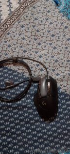 URGENT SALE! Logitech g502 Hero Gaming Mouse sell for Rs2000(Negotiable)