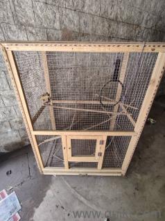 It's a top quality bird's nest barely used it's in mint condition strong and durable 