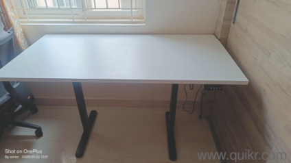 Ergonomic Table