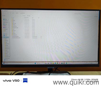 Samsung Monitor with few horizontal lines at bottom of screen