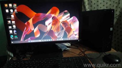 Dell Monitor 14 inches and Dell KEYBOARD Mouse