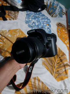 Cannon camera 1300D