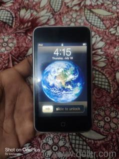 ipod touch 4th generation with very good condition almost like new battery backup is 14 hours 