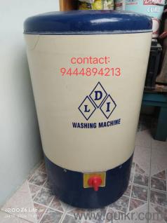 For sale: LDI WASHING MACHINE. IT IS IN GOOD AND WORKING CONDITION AND ITS CAPACITY IS 6.5KG