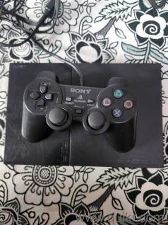 playstation 2 in a very good condition